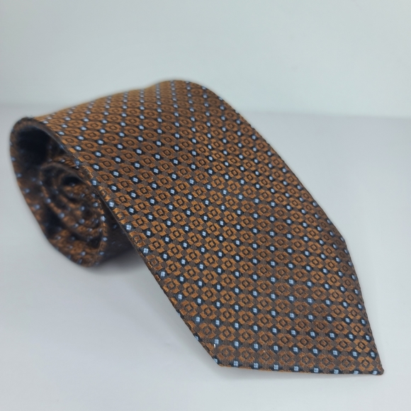 CROFT & BARROW Silk Brown Neck Tie. - Picture 1 of 6